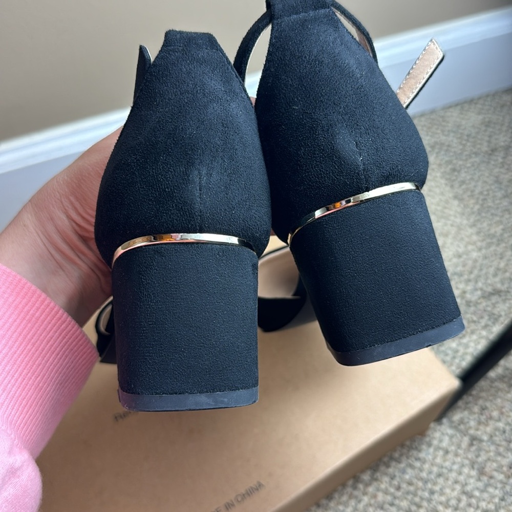 NWT - BCTEX COLL Pointed Toe Chunky Low Heels, Black Suede - Size 9.5 🖤 - Picture 13 of 16